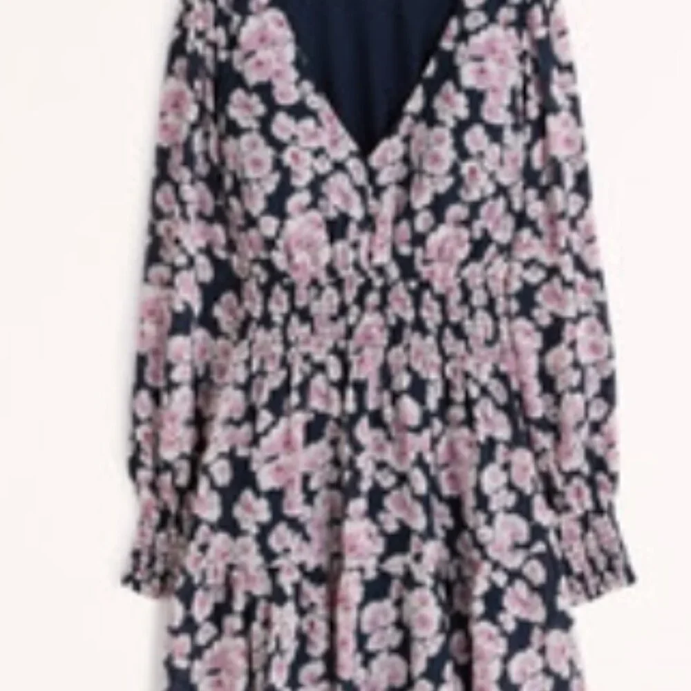 Abercrombie Long-Sleeve Smocked Waist Mini Dress (Petite XS) - Picture 3 of 5